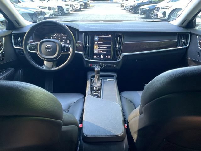 Used 2017 Volvo S90 T5 Momentum w/ Protection Package FWD image 21