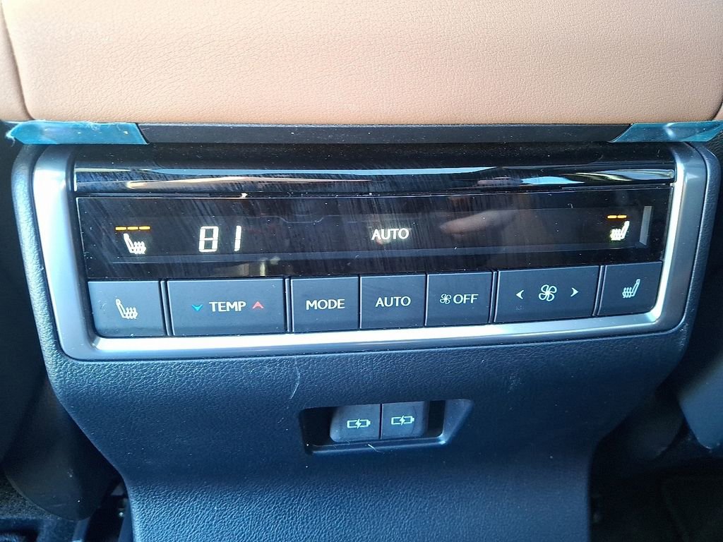 Used 2025 Lexus GX 550 550 Luxury+ image 11