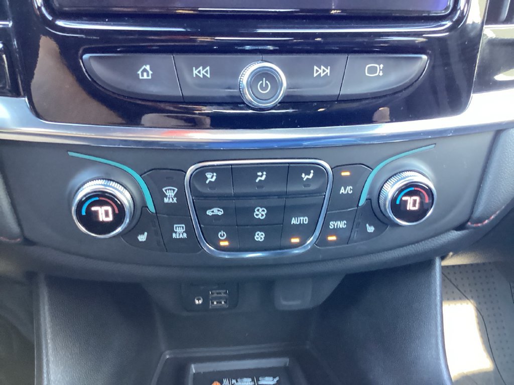 Used 2023 Chevrolet Traverse RS w/ LPO, Cargo Package AWD/4WD image 29