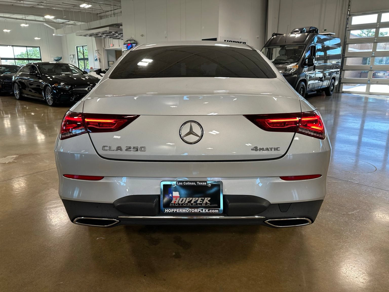 Used 2023 Mercedes-Benz CLA 250 4MATIC image 7