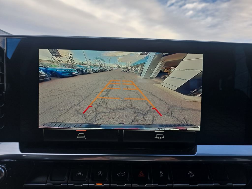 Used 2023 GMC Sierra 1500 Elevation image 21