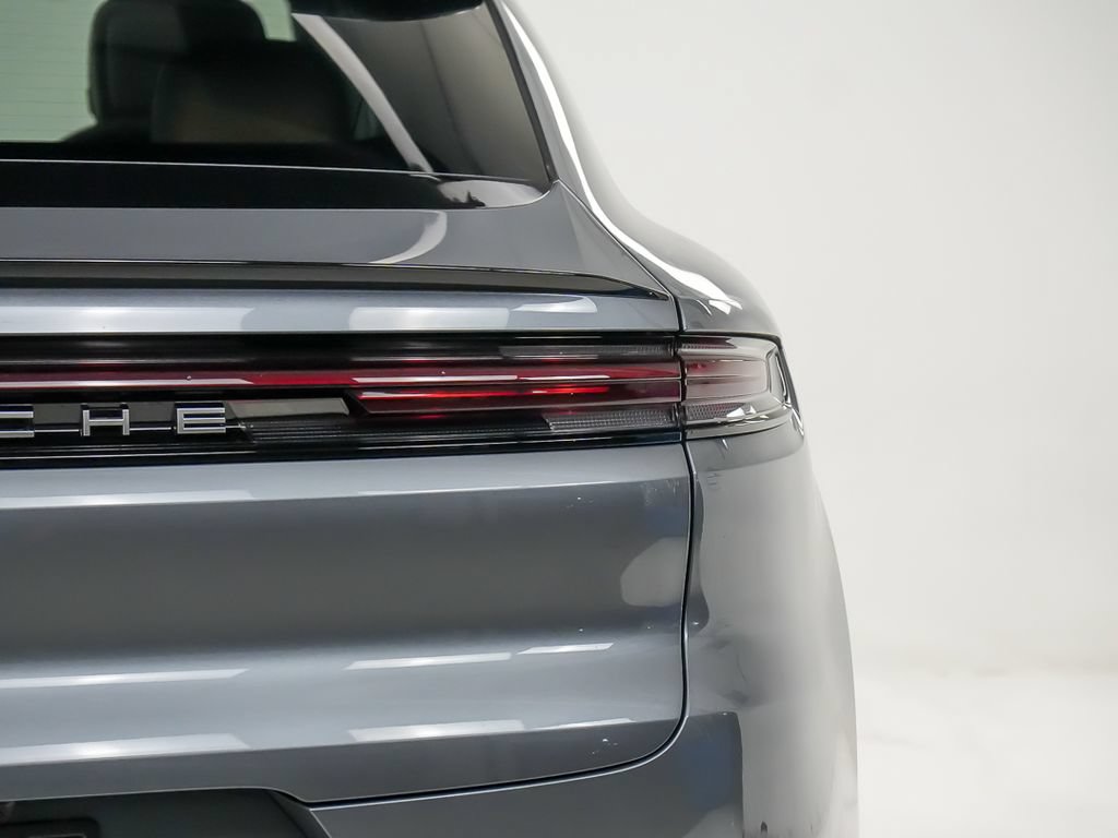 New 2026 Porsche Cayenne Coupe AWD/4WD image 12