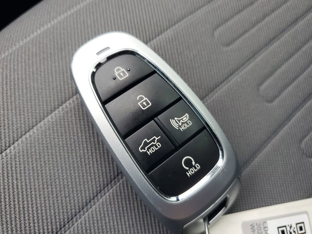 Used 2023 Hyundai Santa Cruz SEL Premium AWD/4WD image 25
