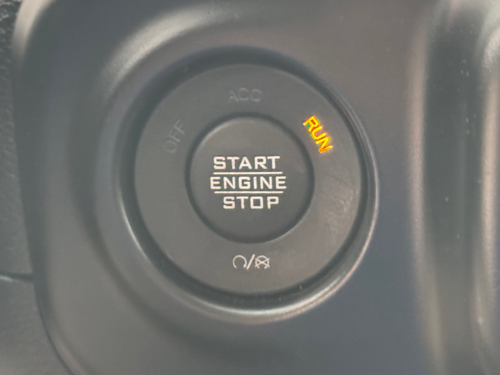 Used 2023 Jeep Wrangler Unlimited Sahara AWD/4WD image 22