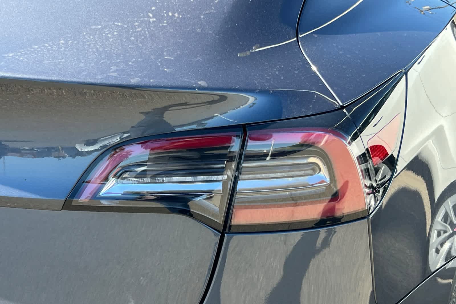 Used 2018 Tesla Model 3 Long Range RWD image 18