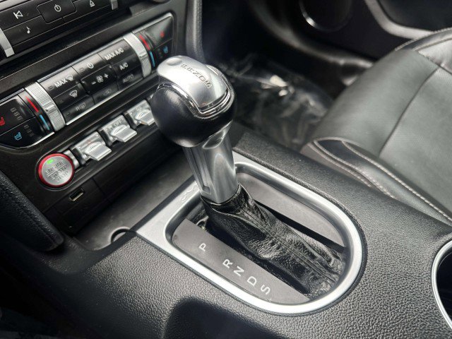 Used 2018 Ford Mustang Premium RWD image 32