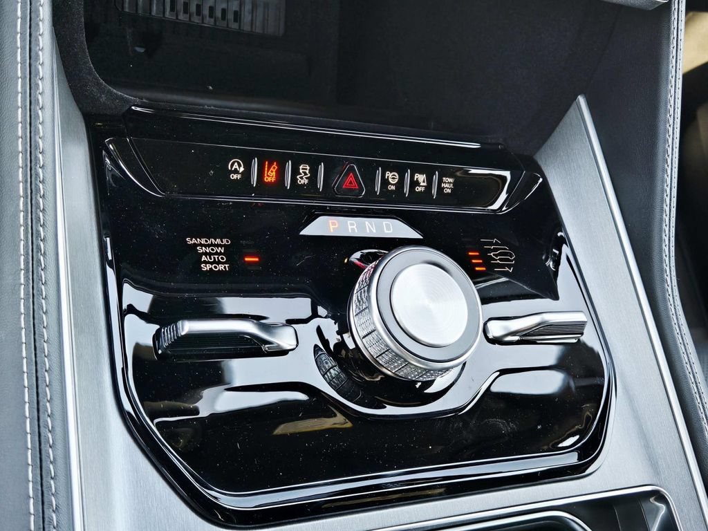 New 2026 Jeep Grand Wagoneer Limited AWD/4WD image 30