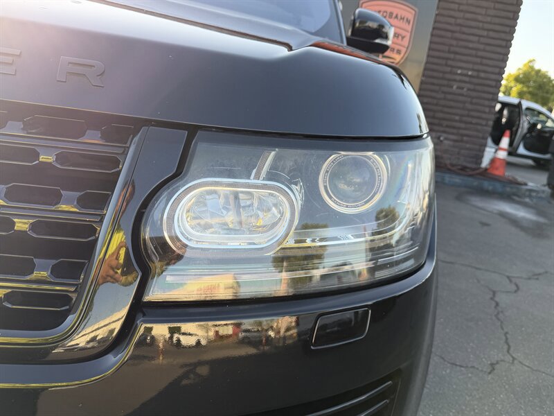 Used 2014 Land Rover Range Rover Supercharged AWD/4WD image 5