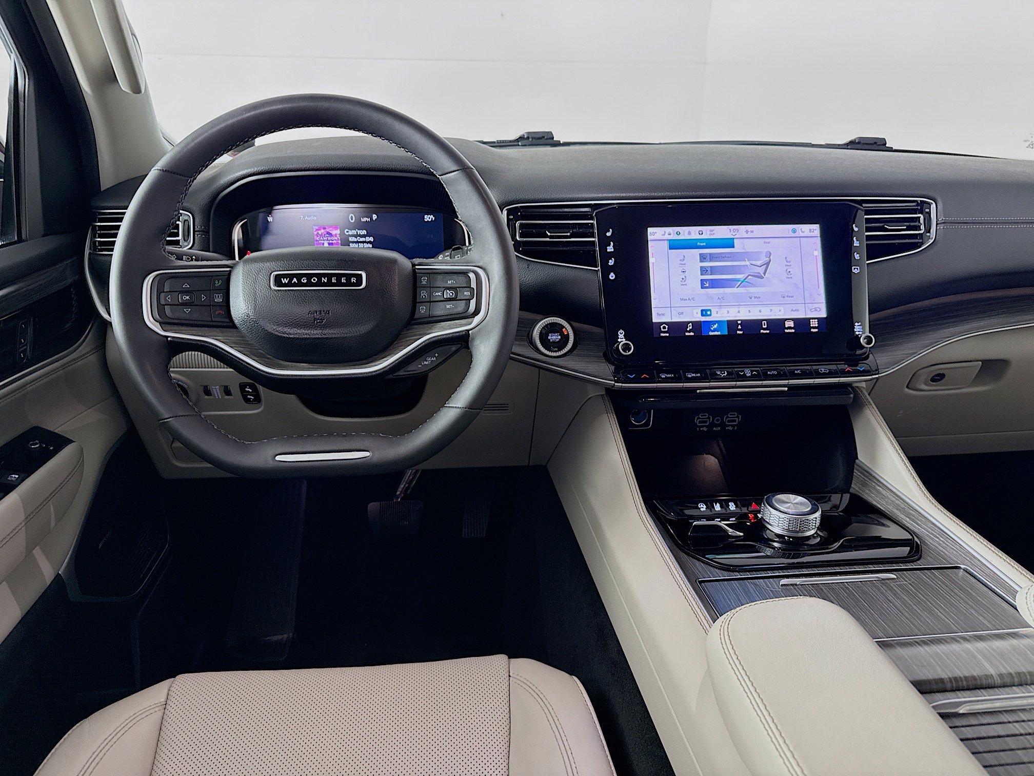 Used 2024 Jeep Wagoneer L Series II w/ Flexible Seating Group image 27