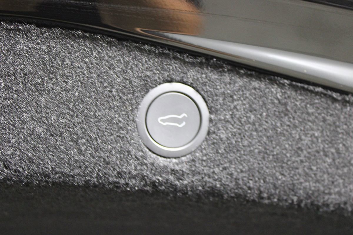 Used 2025 Tesla Model 3 Long Range AWD/4WD image 24