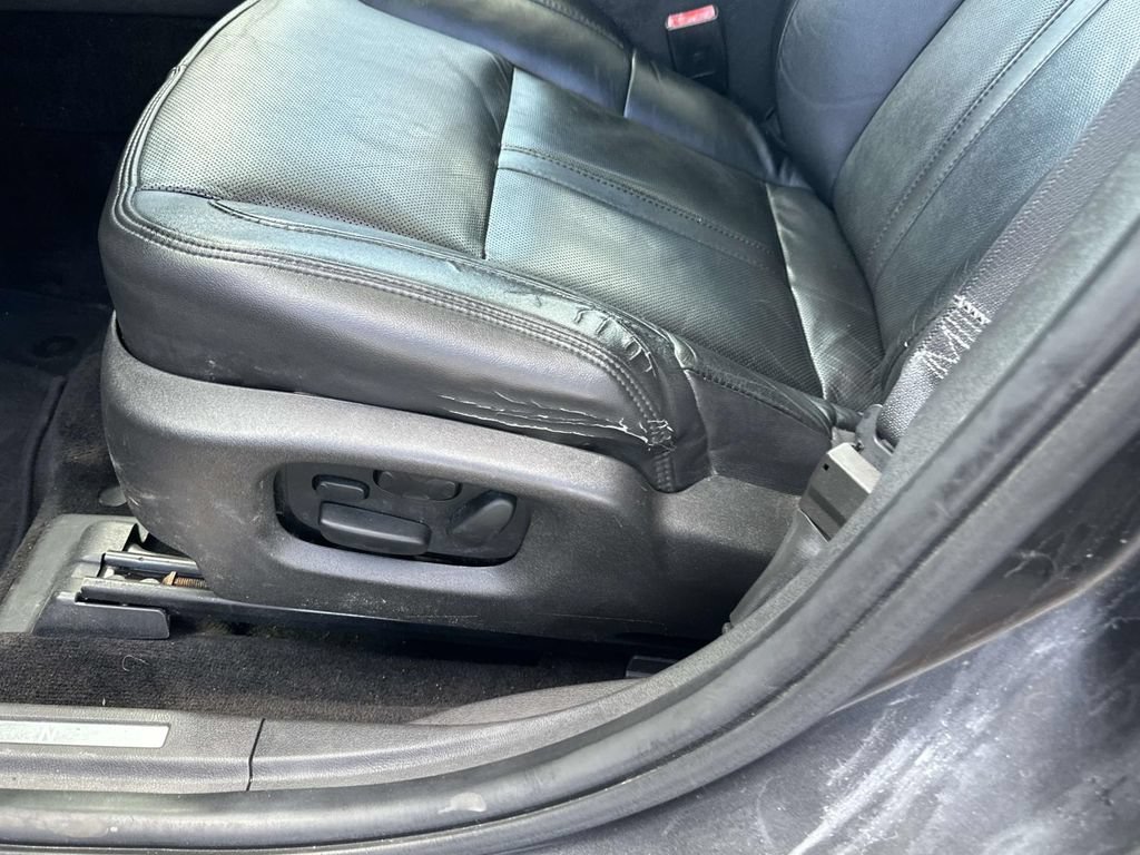 Used 2015 Lincoln MKS AWD w/ Equipment Group 101A image 20