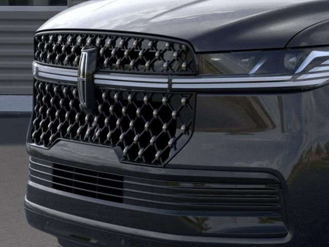 New 2025 Lincoln Navigator L Black Label image 17