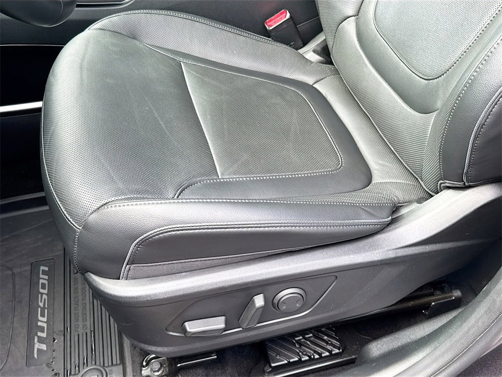 Used 2023 Hyundai Tucson Limited image 21