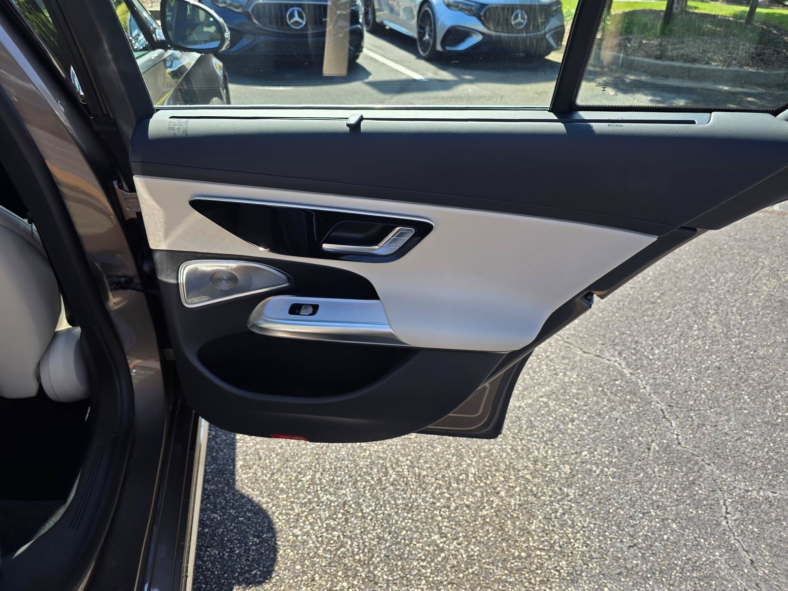 New 2027 Mercedes-Benz E 450 4MATIC Sedan image 39