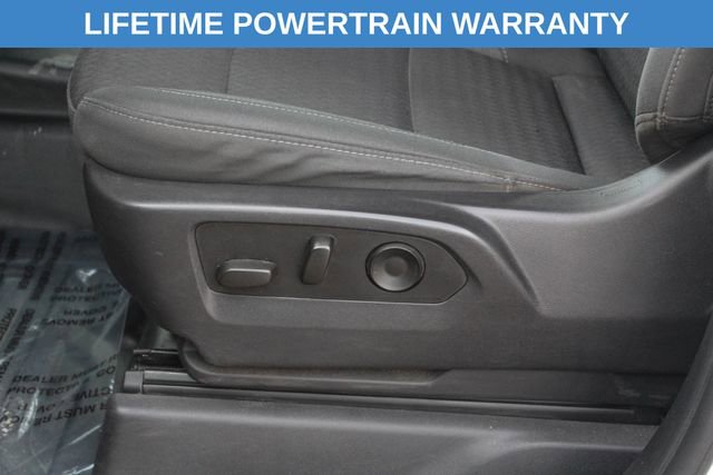 Used 2024 Chevrolet Silverado 2500 LT w/ Convenience Package image 16