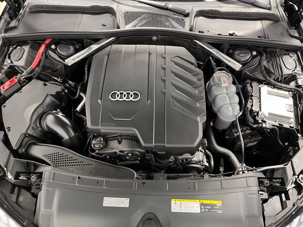 Used 2022 Audi A4 2.0T Premium Plus w/ Premium Plus Package image 9
