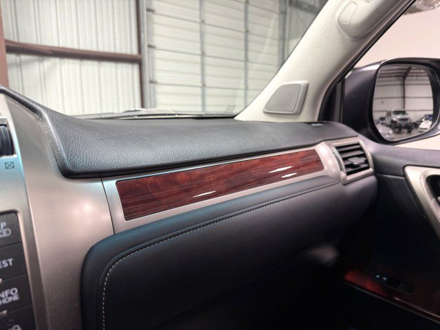 Used 2013 Lexus GX 460 Premium AWD/4WD image 33