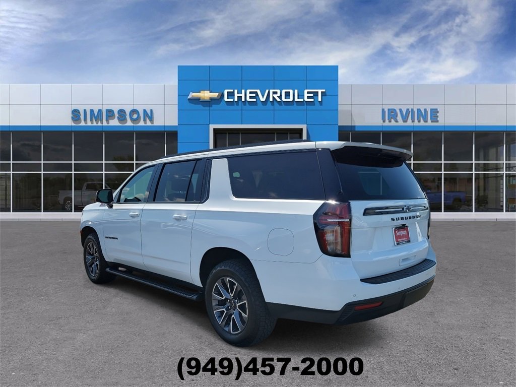Certified 2023 Chevrolet Suburban Z71 w/ Luxury Package image 6