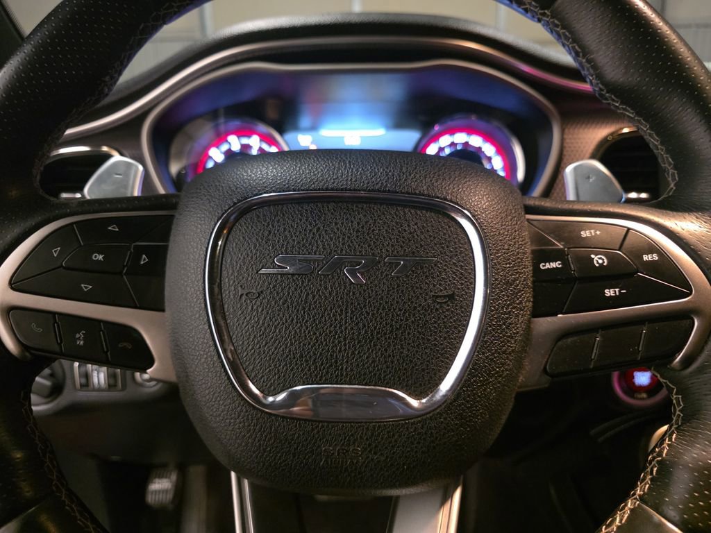 Used 2018 Dodge Challenger SRT Hellcat RWD image 28