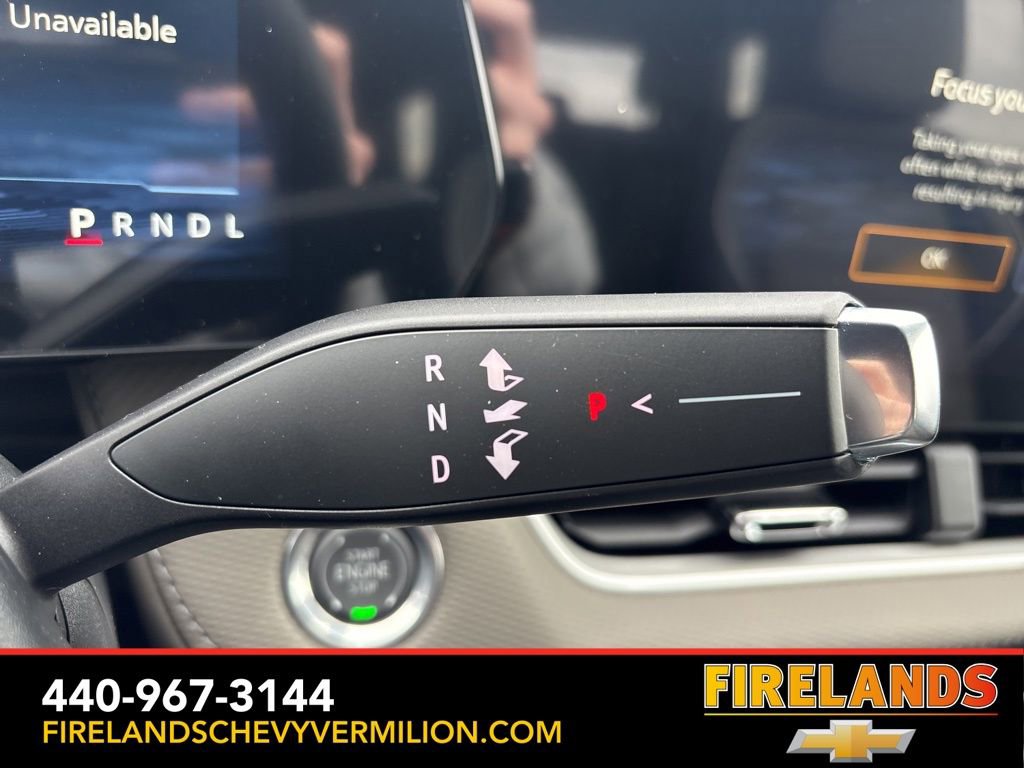 New 2026 Chevrolet Equinox LT w/ Convenience Package II image 2