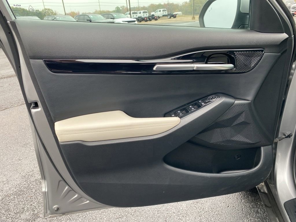 Used 2023 Kia Seltos EX image 10