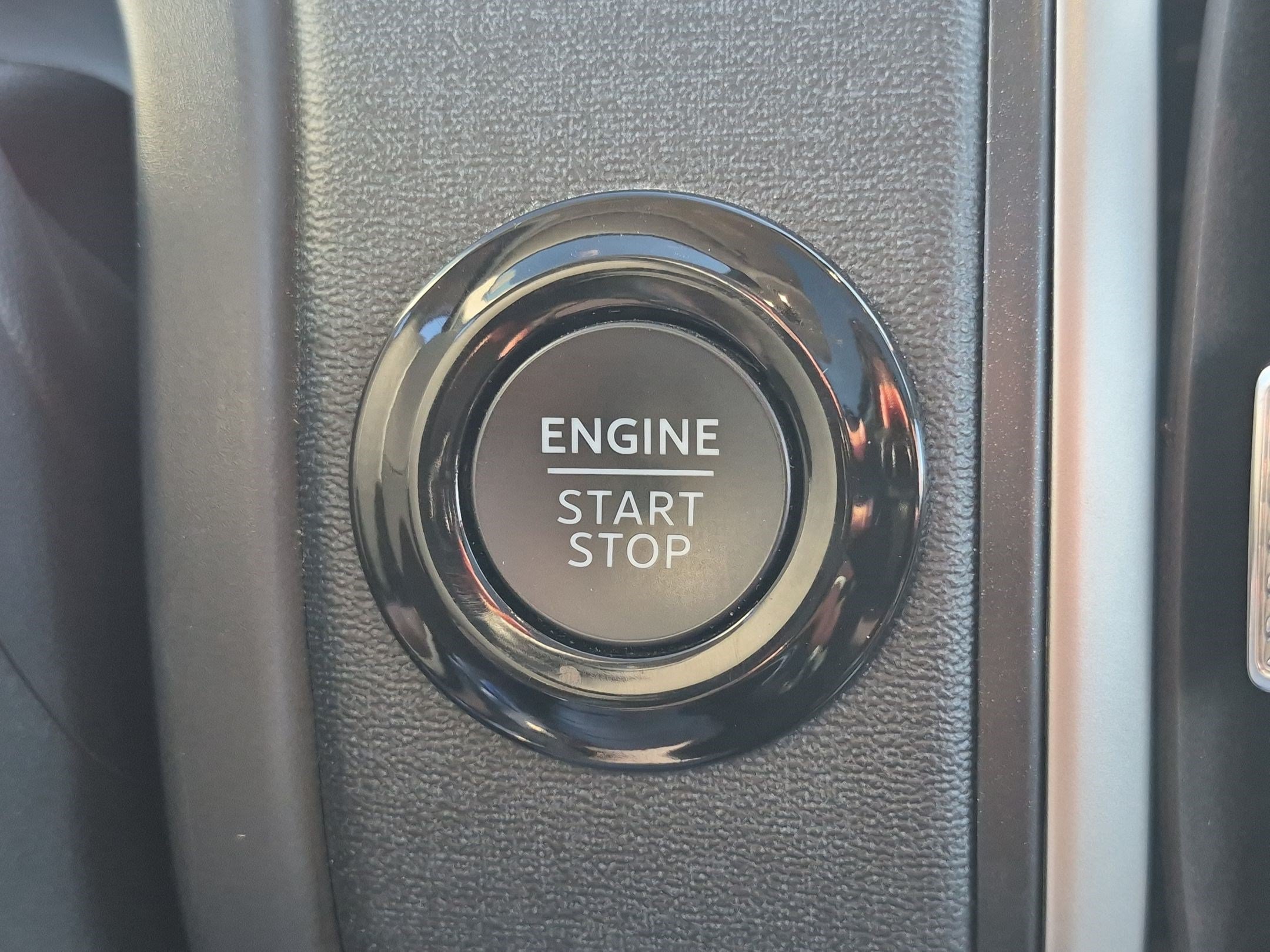 Used 2025 Ford Expedition Max Active AWD/4WD image 23
