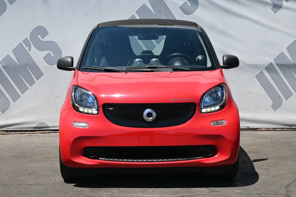 Used 2017 smart fortwo electric drive RWD image 2