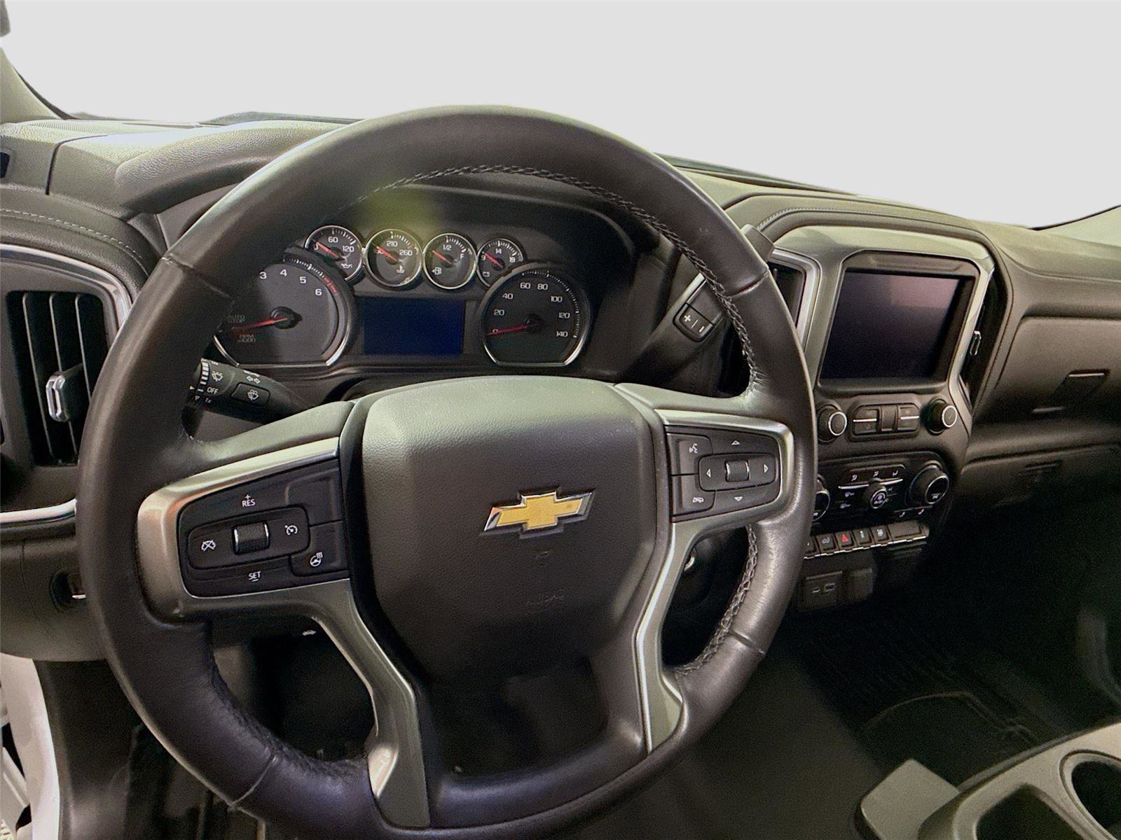 Used 2019 Chevrolet Silverado 1500 LT w/ All-Star Edition image 5