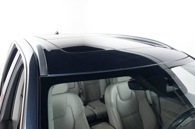 Certified 2023 Volvo XC90 B6 Plus AWD/4WD image 5
