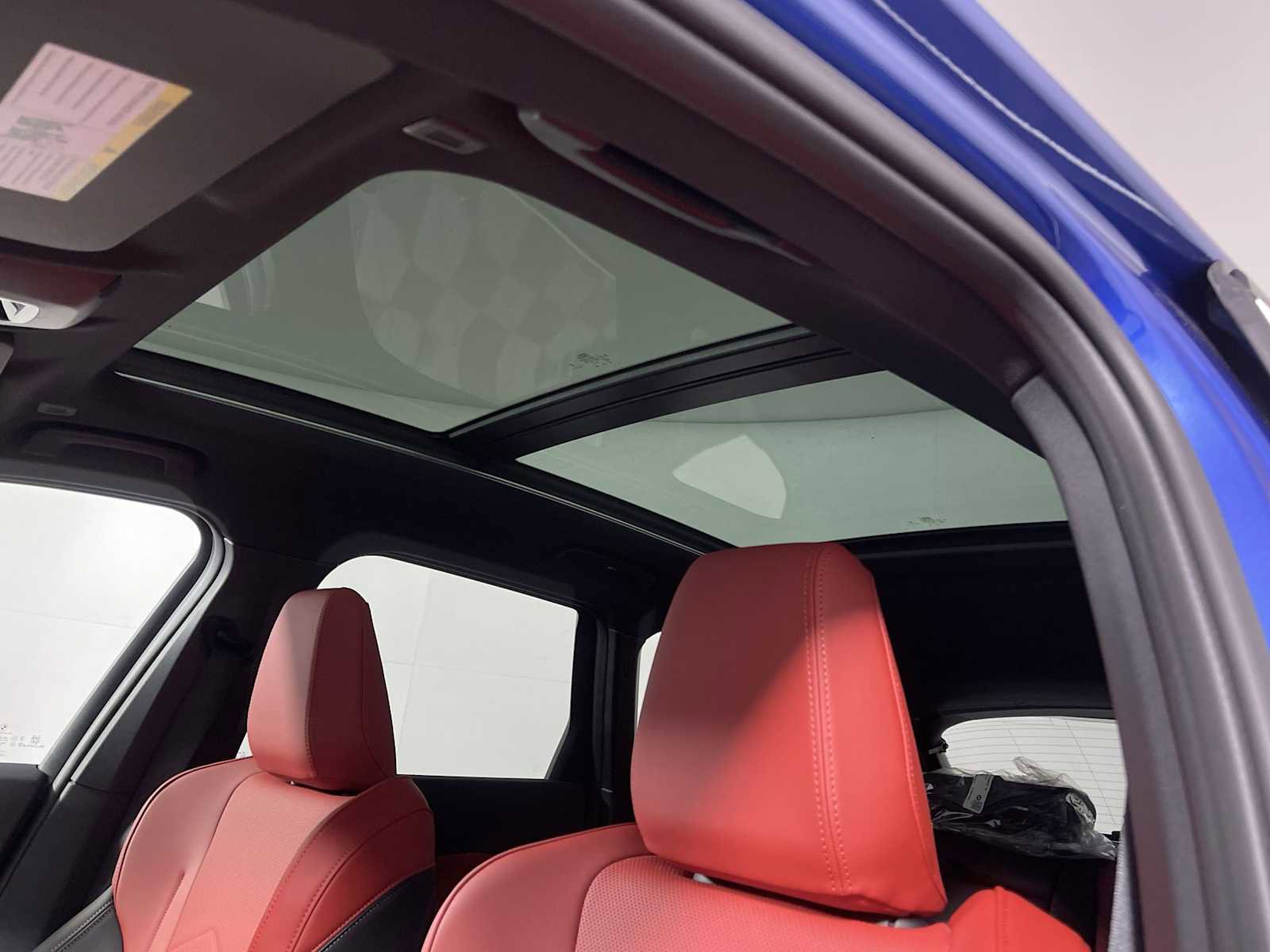 Used 2025 BMW X1 xDrive28i w/ Technology Package image 16