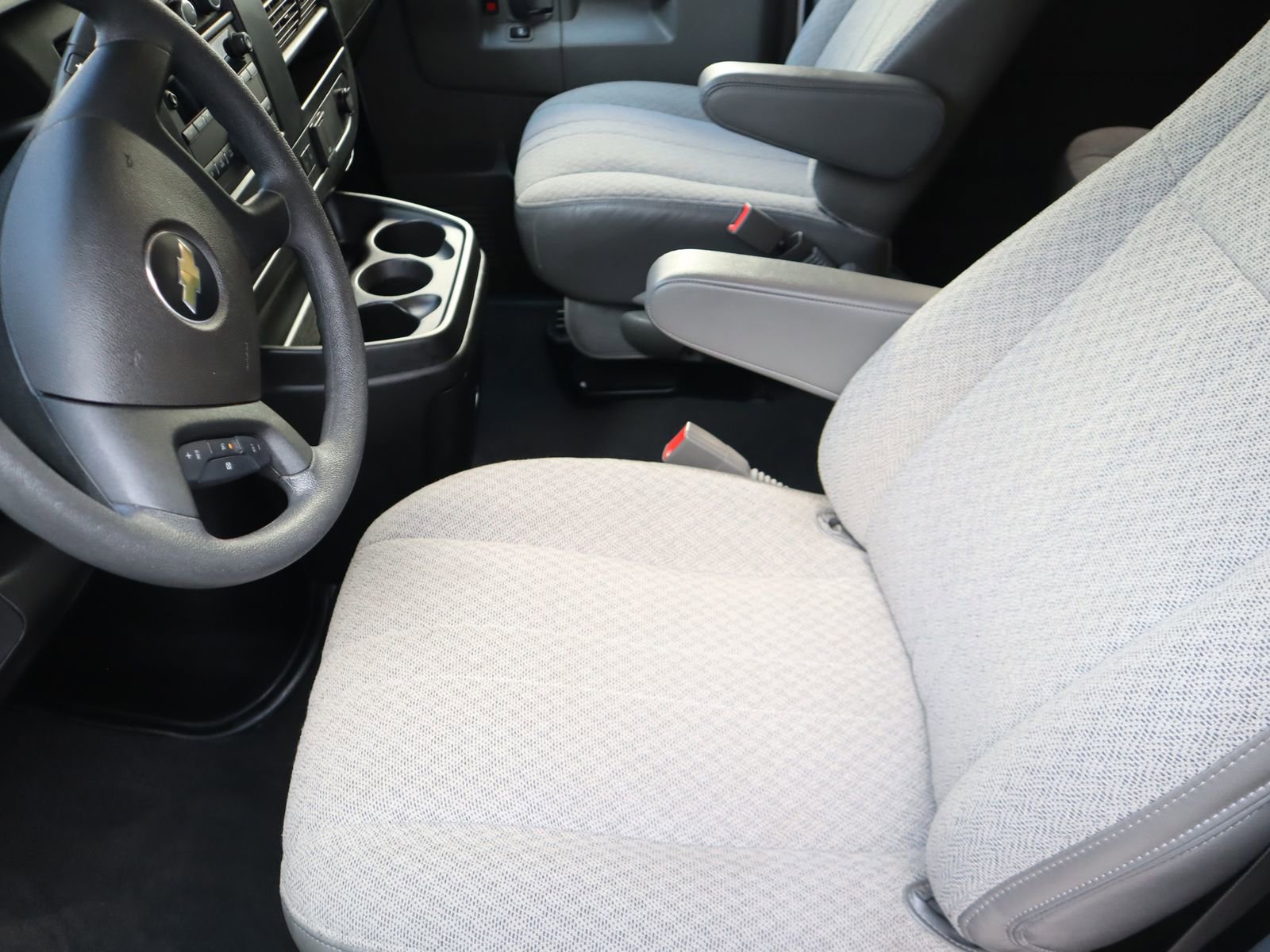 Used 2023 Chevrolet Express 3500 LT w/ LT Preferred Equipment Group image 24