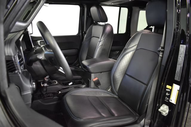 Used 2024 Jeep Wrangler High Altitude AWD/4WD image 9