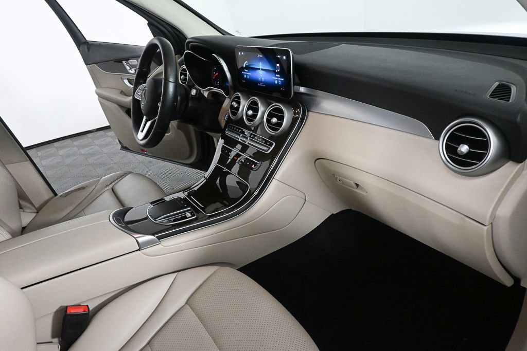 Certified 2021 Mercedes-Benz GLC 300 image 24