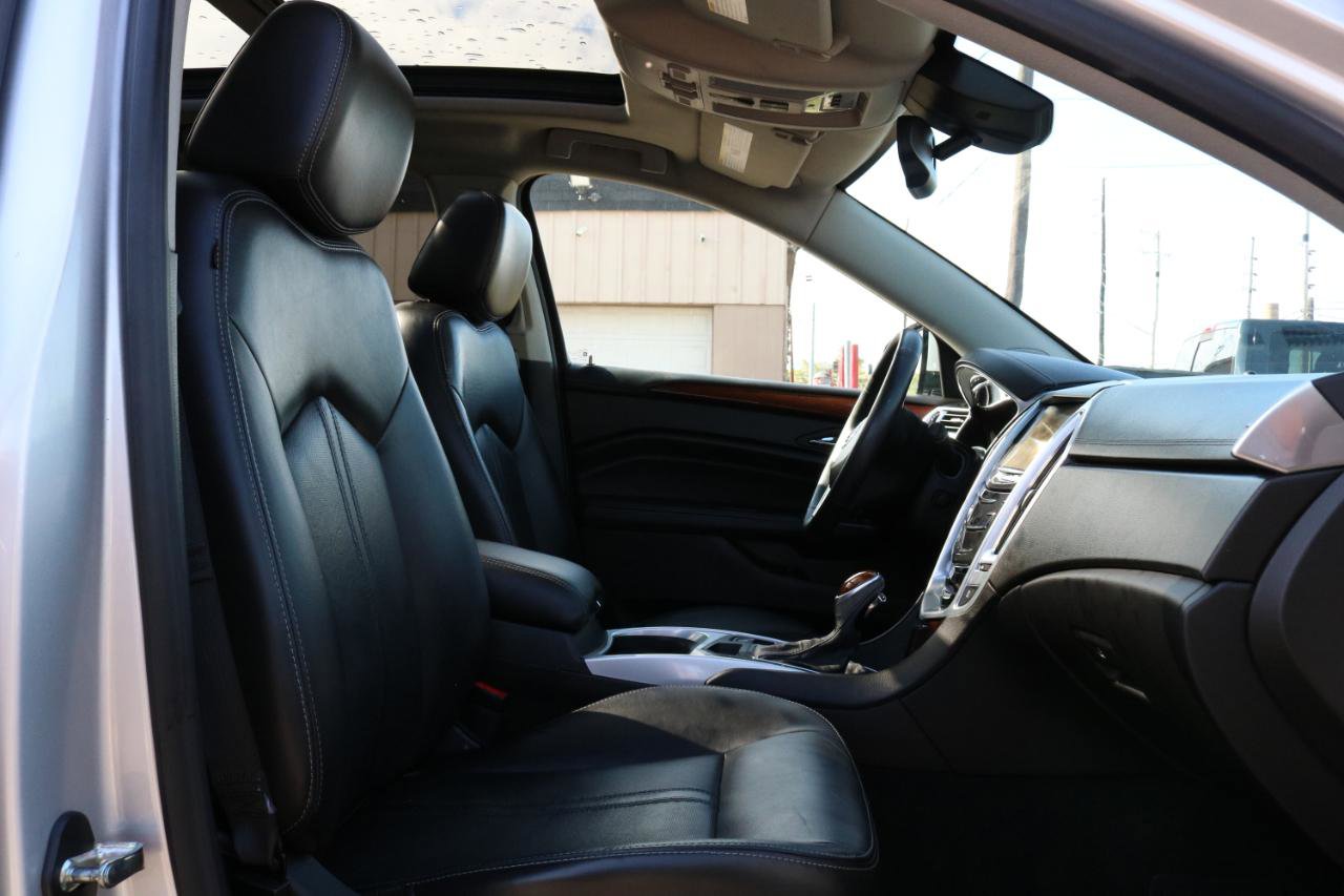 Used 2015 Cadillac SRX Luxury w/ Driver Awareness Package image 43