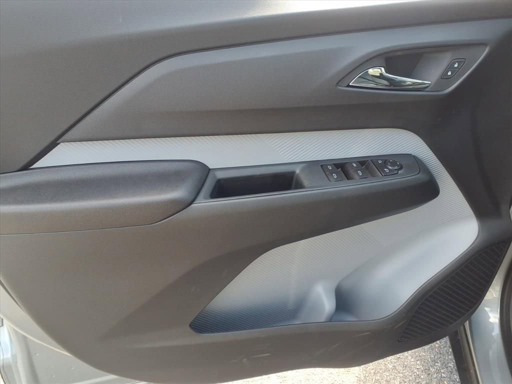 New 2027 Chevrolet Bolt RS w/ Technology Package FWD image 14