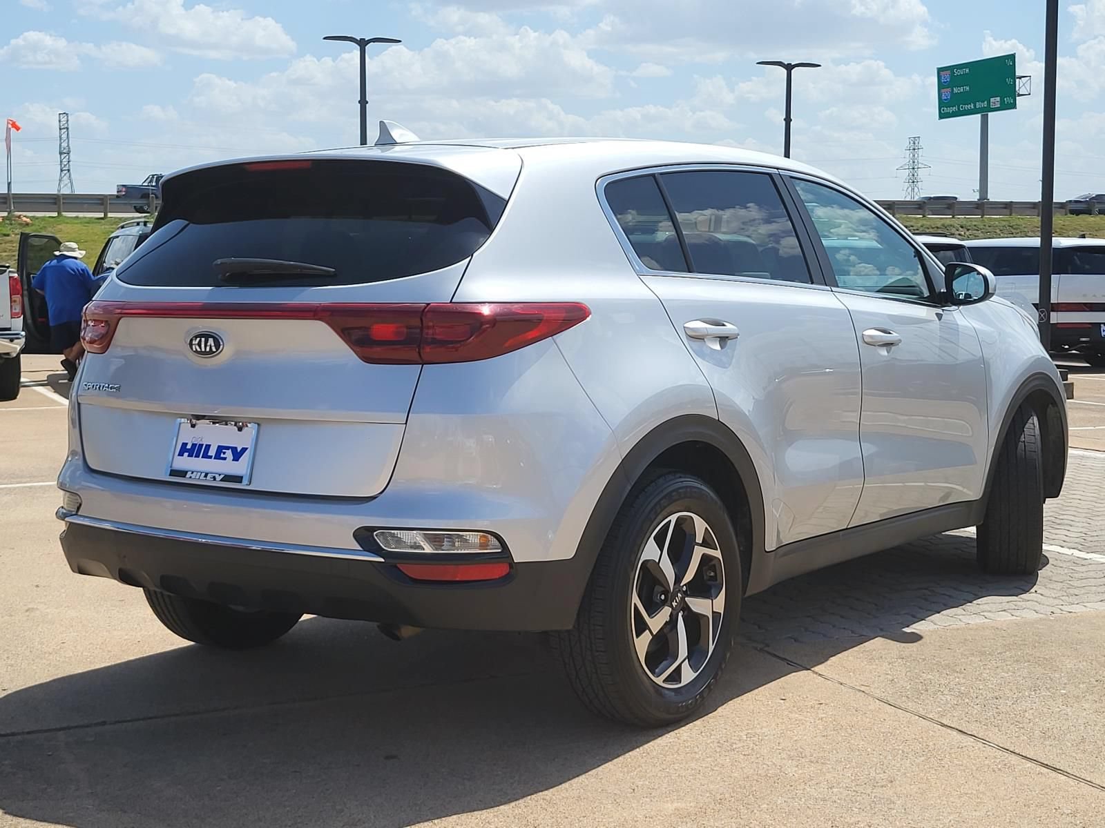 Used 2021 Kia Sportage LX FWD image 4