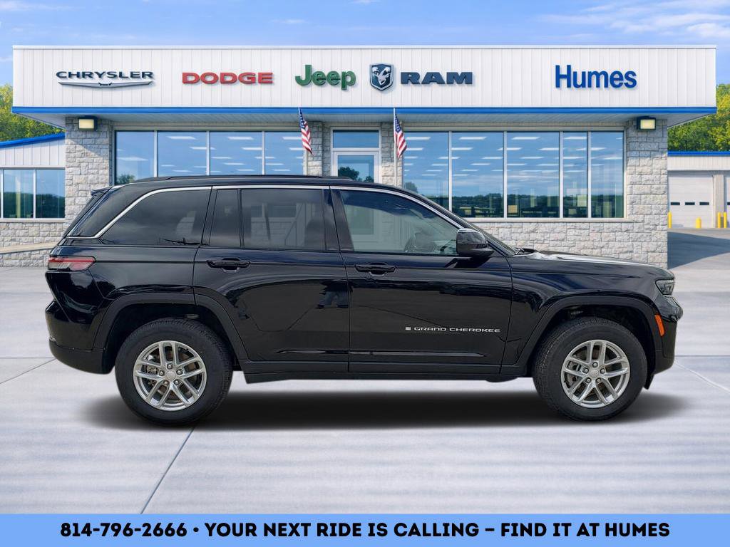 New 2025 Jeep Grand Cherokee Laredo X w/ Luxury Tech Group I image 2