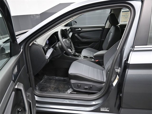 New 2026 Volkswagen Jetta SE image 9