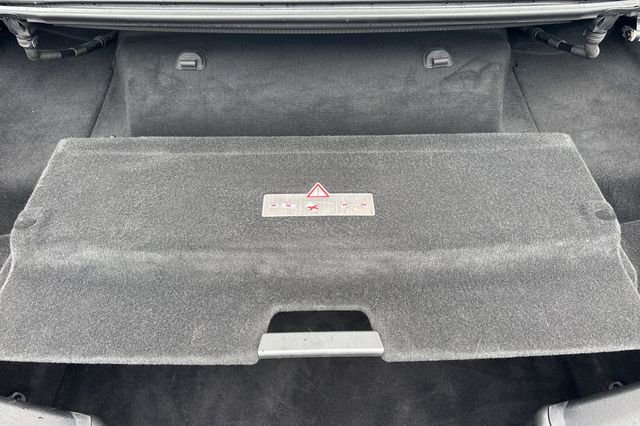 Used 2015 Mercedes-Benz SL 63 AMG image 17