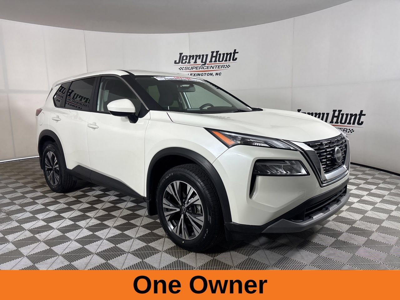 Used 2023 Nissan Rogue SV FWD image 4