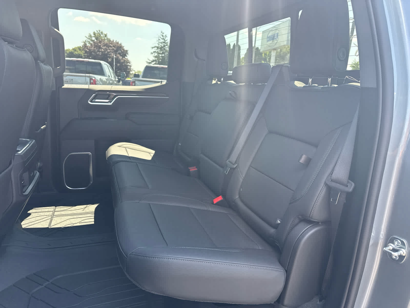 New 2026 Chevrolet Silverado 1500 RST w/ Convenience Package II AWD/4WD image 25