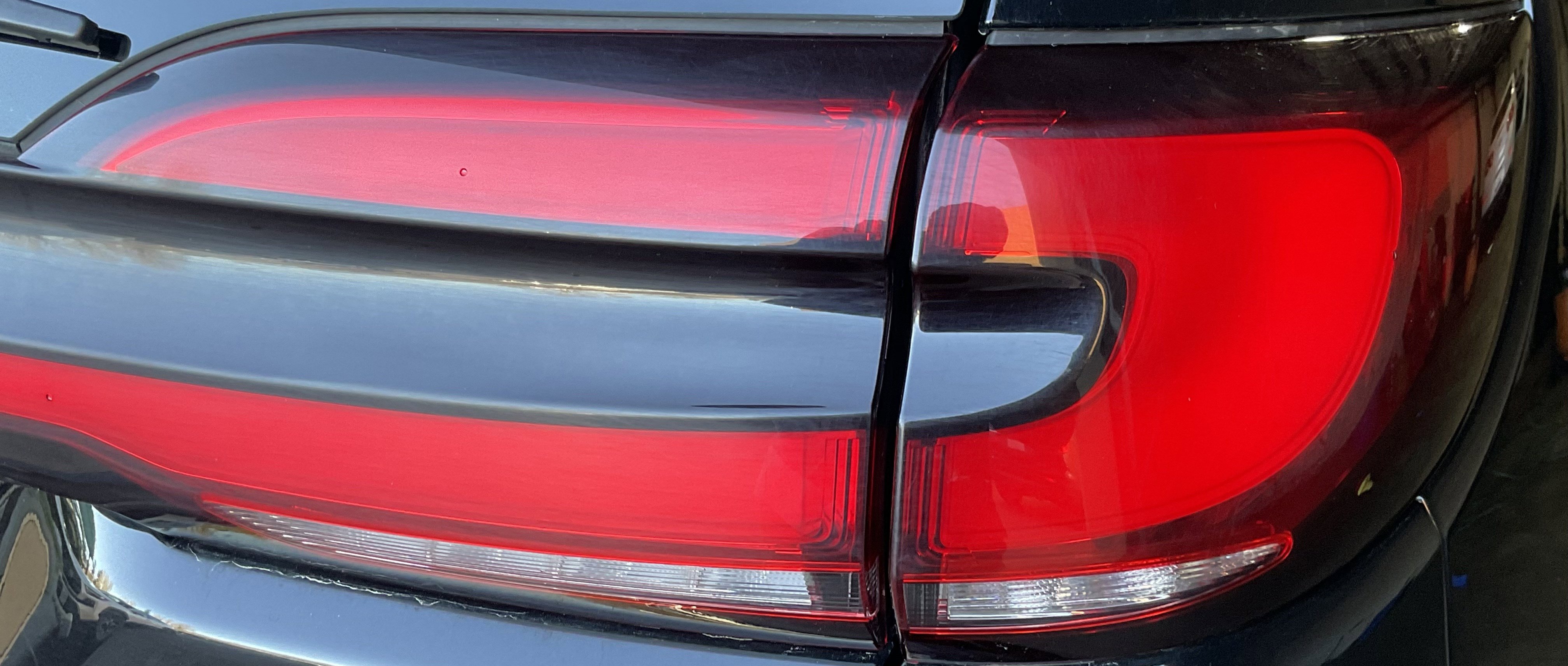 Used 2025 Chrysler Pacifica Limited FWD image 10