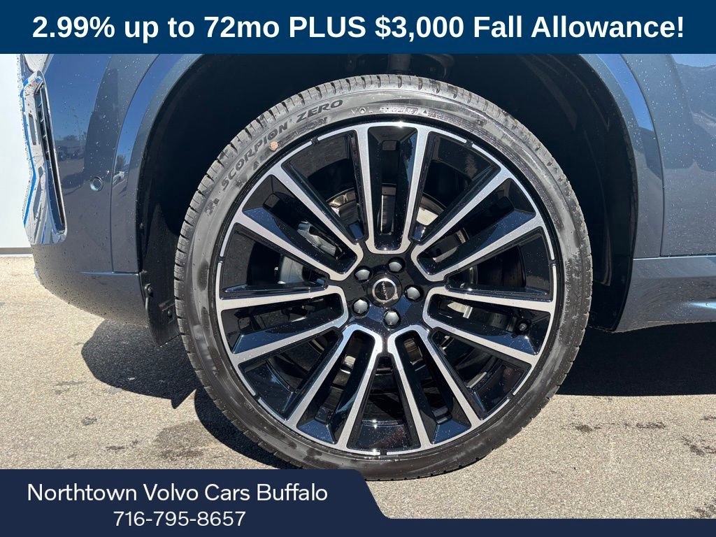 New 2026 Volvo XC90 B6 Ultra w/ Protection Package image 8