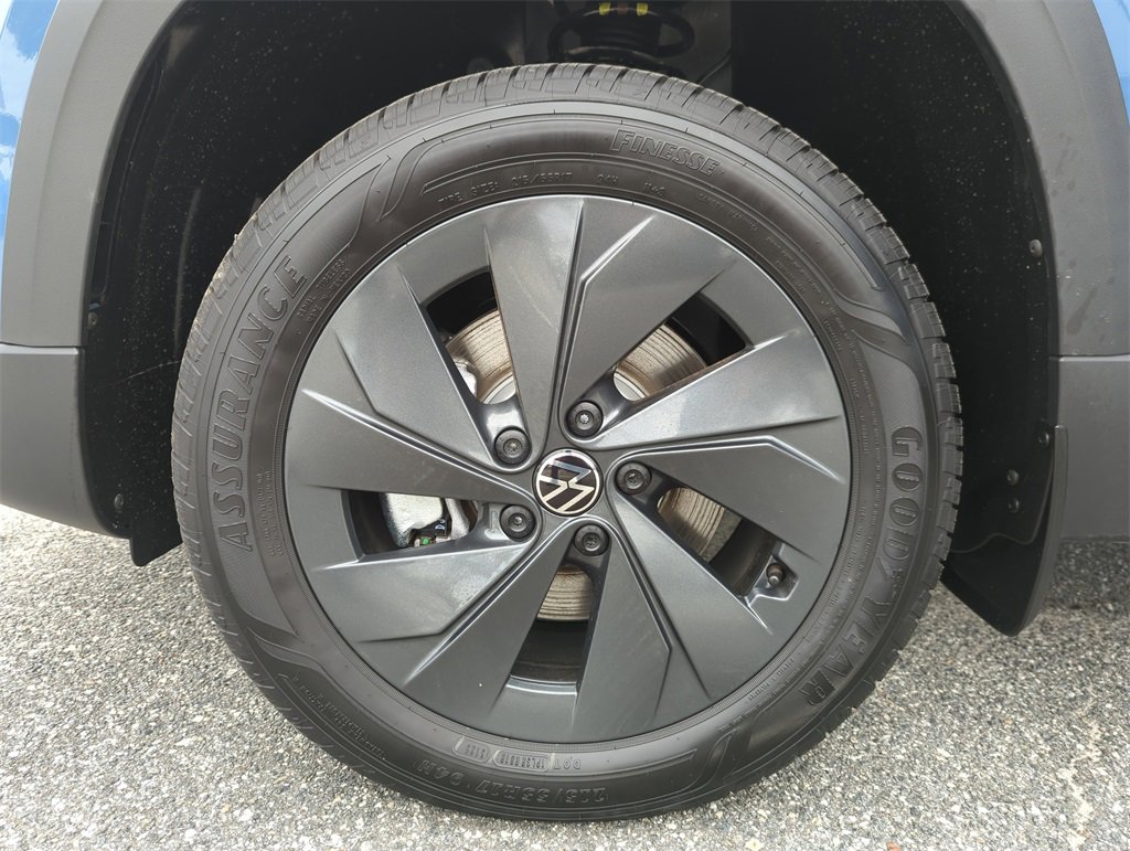 New 2026 Volkswagen Taos S image 45