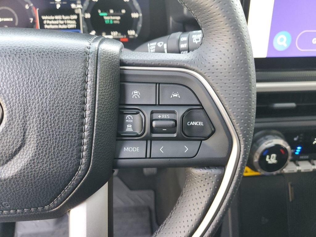 Used 2026 Toyota 4Runner Limited AWD/4WD image 29