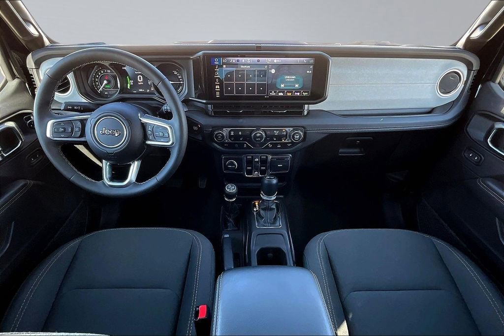 Certified 2025 Jeep Wrangler Unlimited Sahara w/ Safety Group AWD/4WD image 9