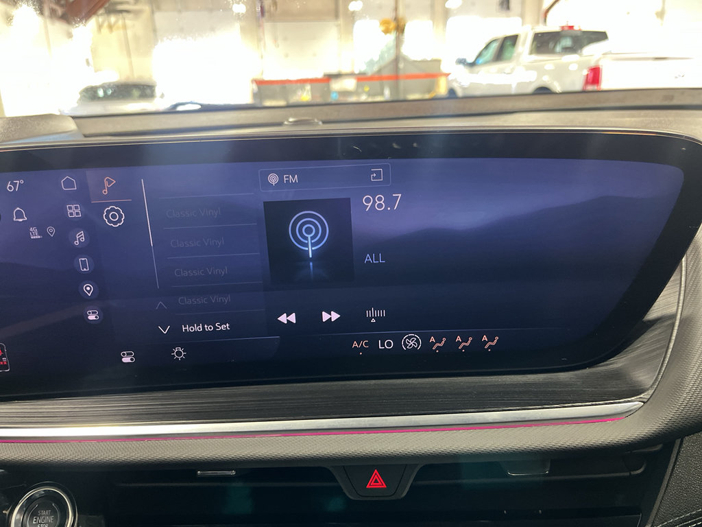 Certified 2024 Buick Envision Preferred AWD/4WD image 35