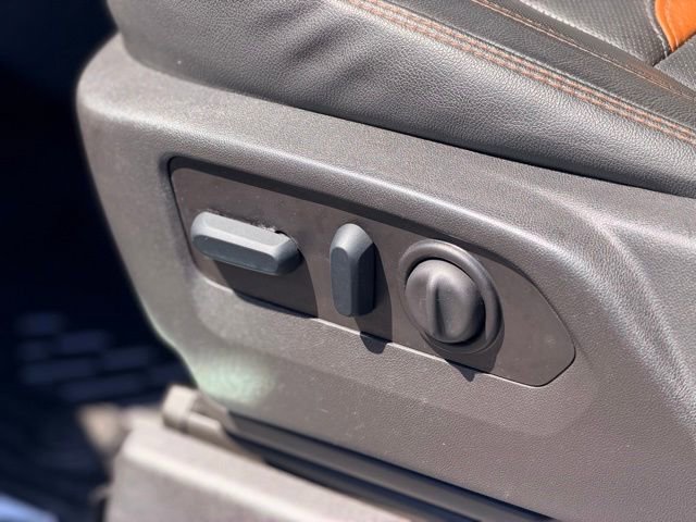 Certified 2022 GMC Sierra 3500 AT4 w/ AT4 Premium Plus Package AWD/4WD image 7