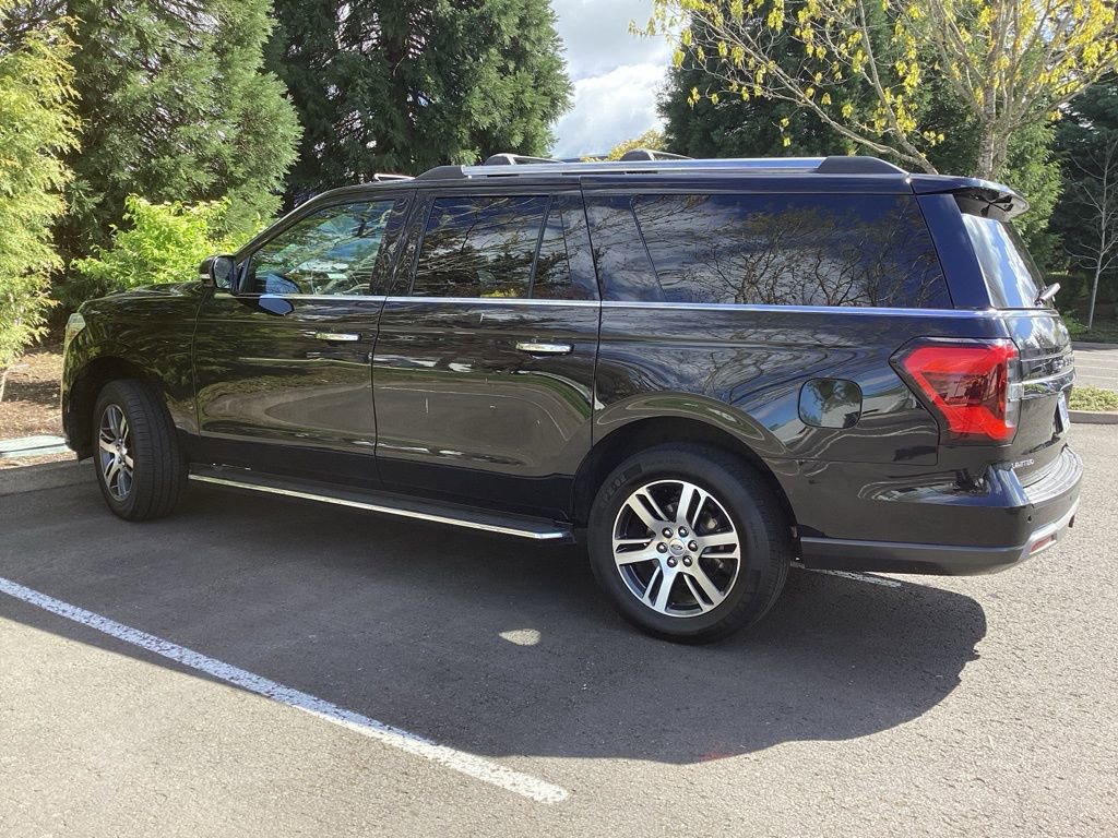 Used 2022 Ford Expedition Max Limited AWD/4WD image 17