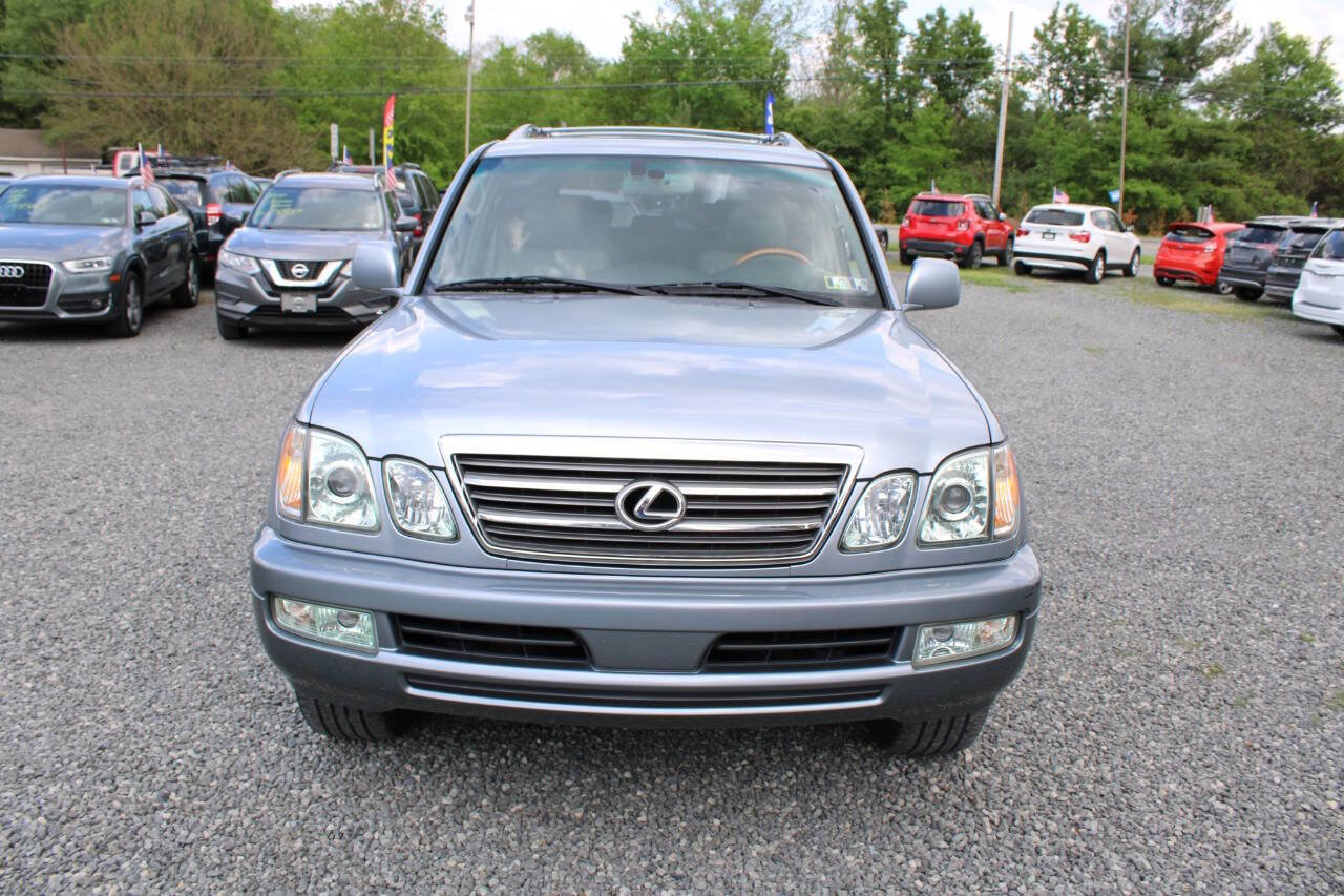 Used 2005 Lexus LX 470 4WD image 3